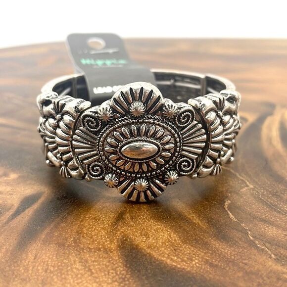 JolliMolli Jewelry - Missouri moon SILVERTONE STRETCH BRACELET